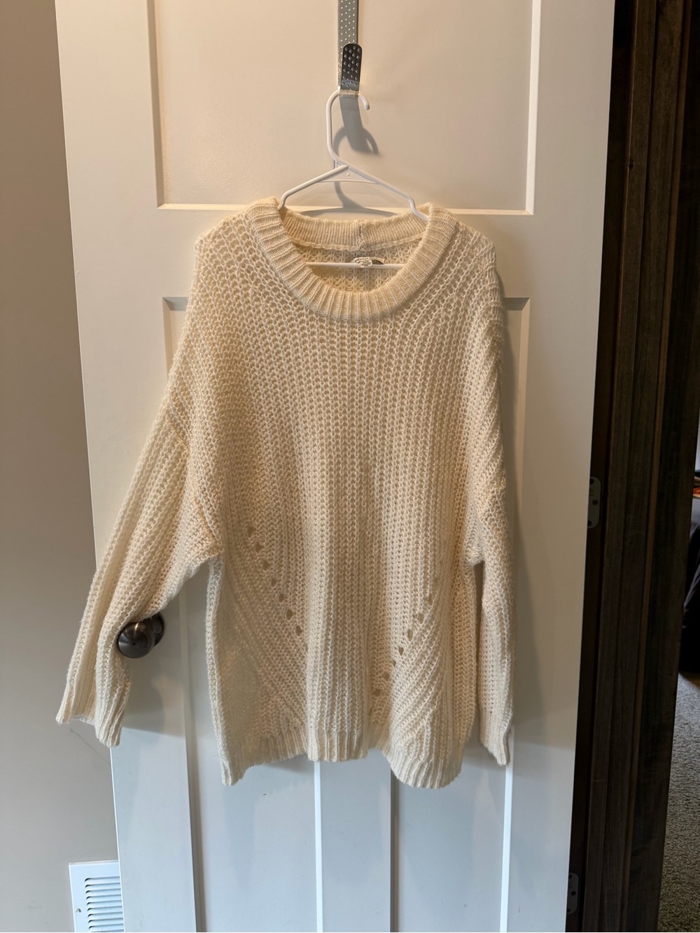 American Eagle Outfitters Cream Knit Oversized Crewneck Sweater
